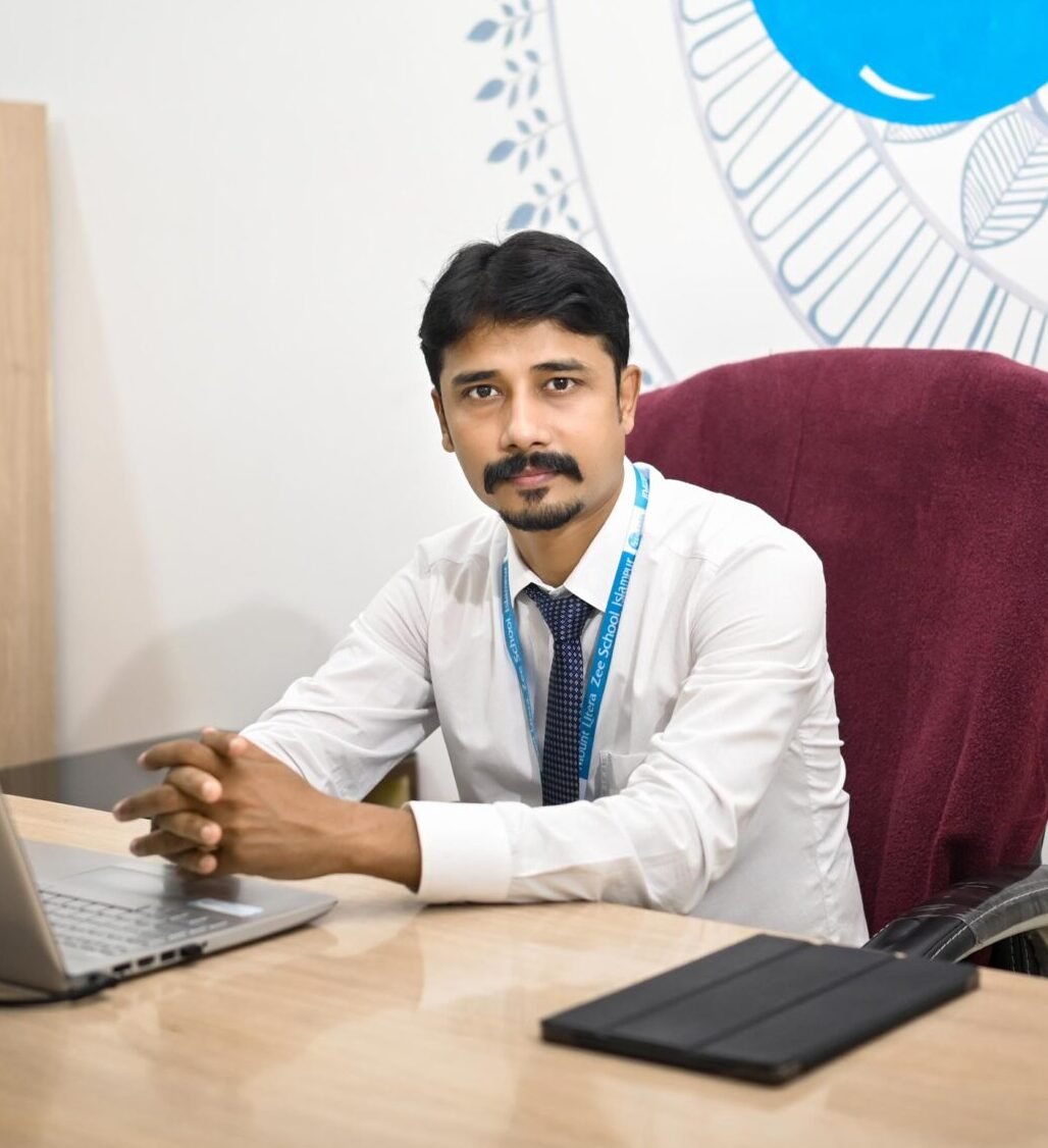 Rajesh Bhagat - Relationship Manager, Mount Litera Zee School Islampur